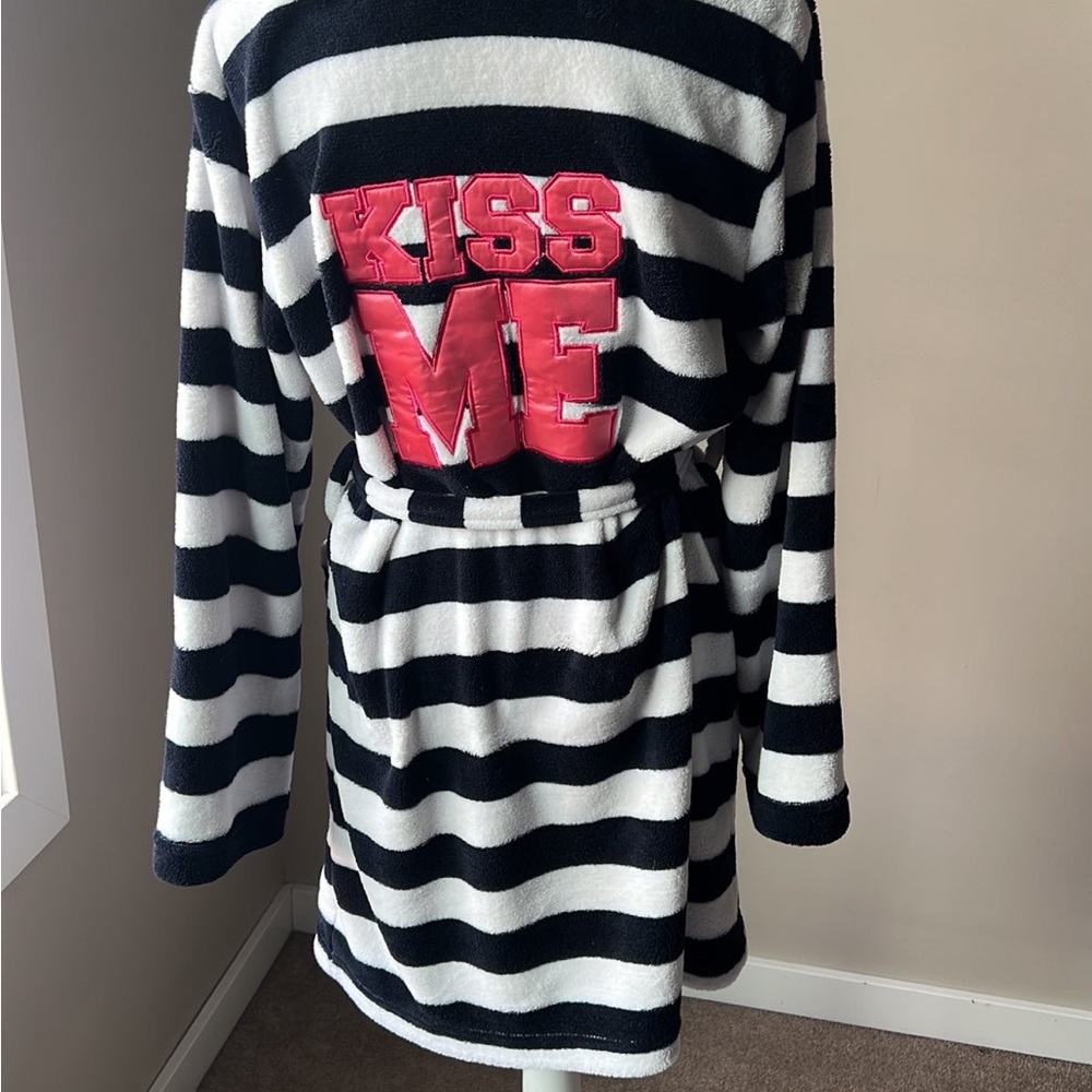 Ardene Bath Robe - Picture 9 of 12